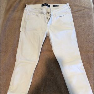 Hollister Low-Rise Super Skinny Jeans W28 L28